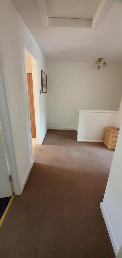 No 11 3 Bed Serviced Appartment Town Centre Girvan Extérieur photo