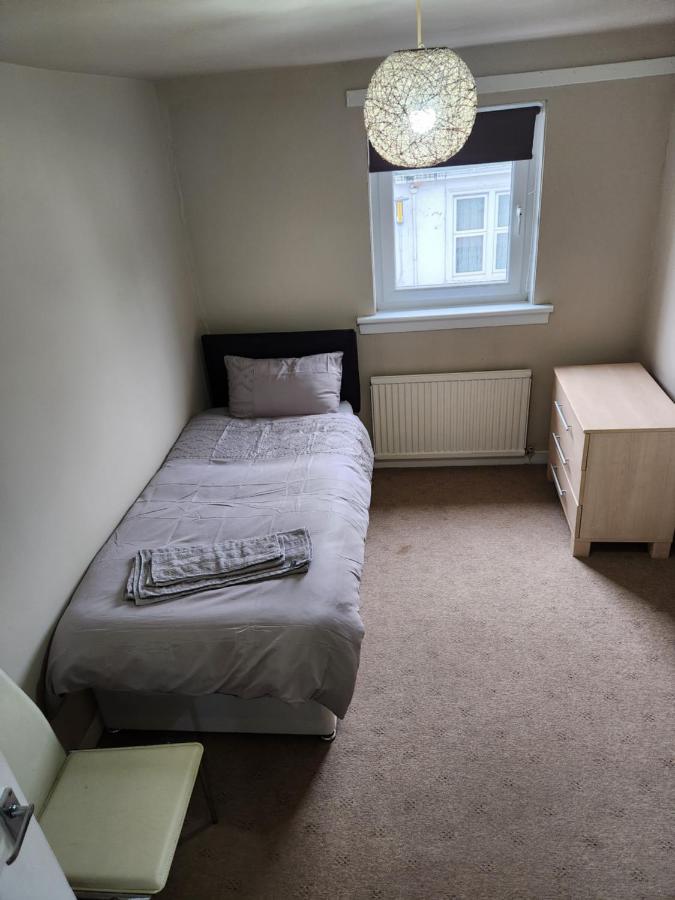 No 11 3 Bed Serviced Appartment Town Centre Girvan Extérieur photo
